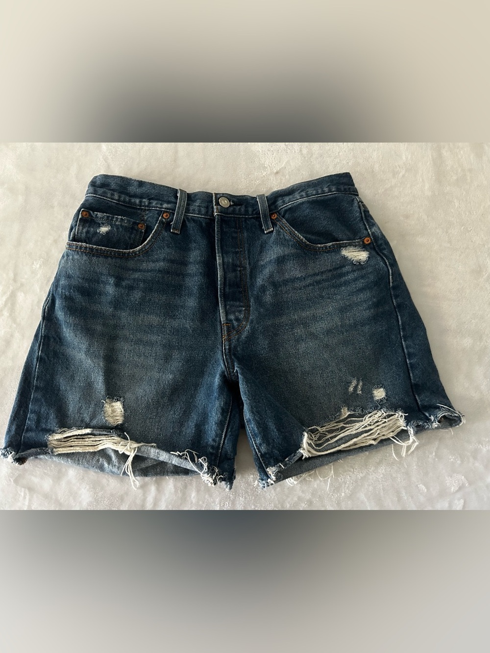 Levi’s 501 Blue Distressed Denim High Rise Women’s Jean Shorts Size W31